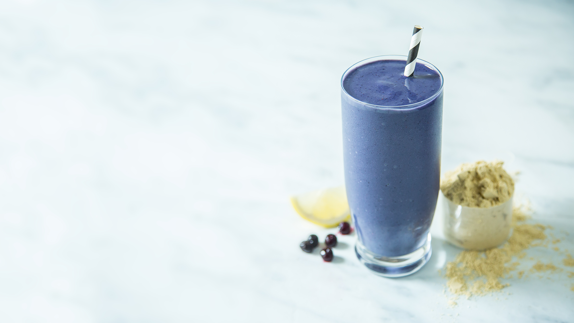 Blueberry Vanilla Yogurt Smoothie