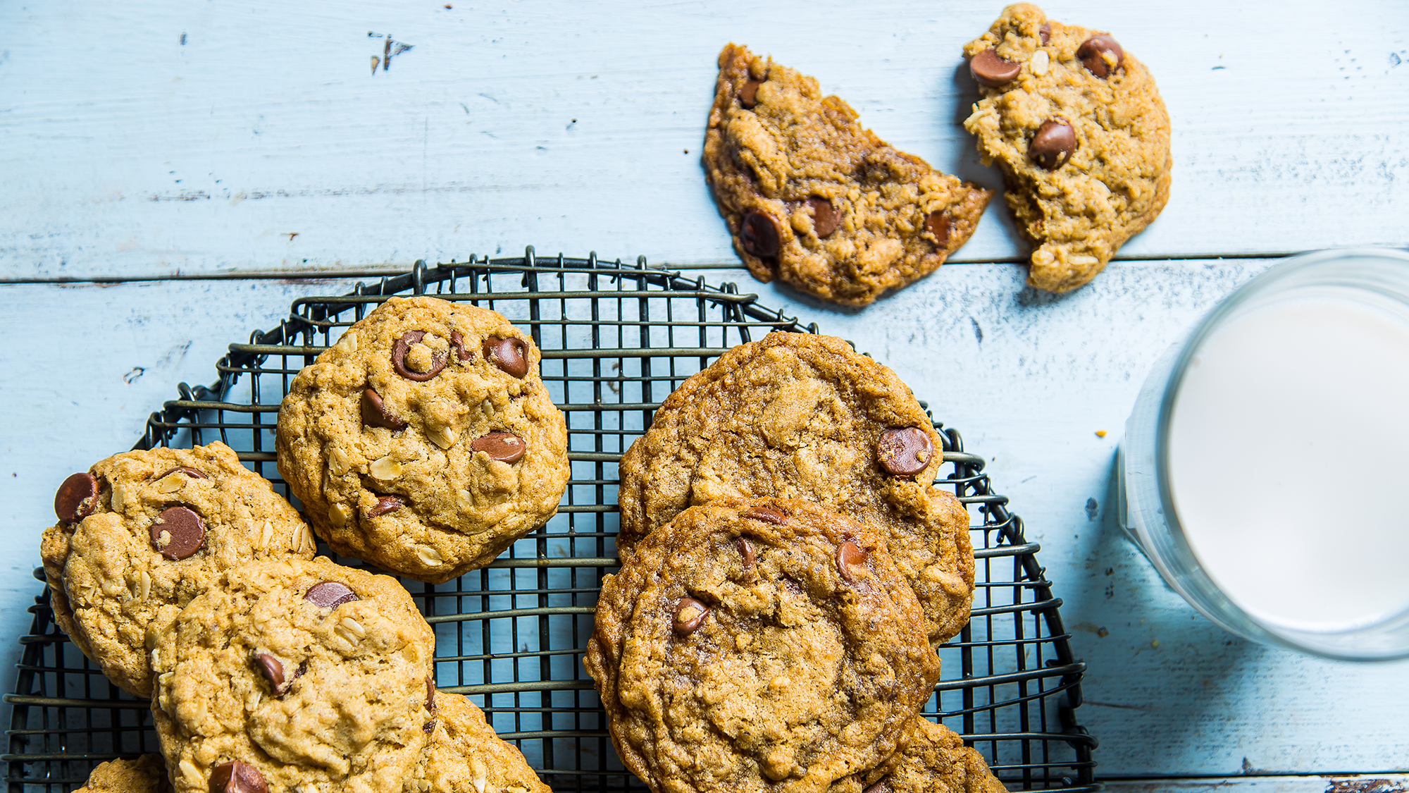 Chewy or Crispy Chocolate Chip Cookies