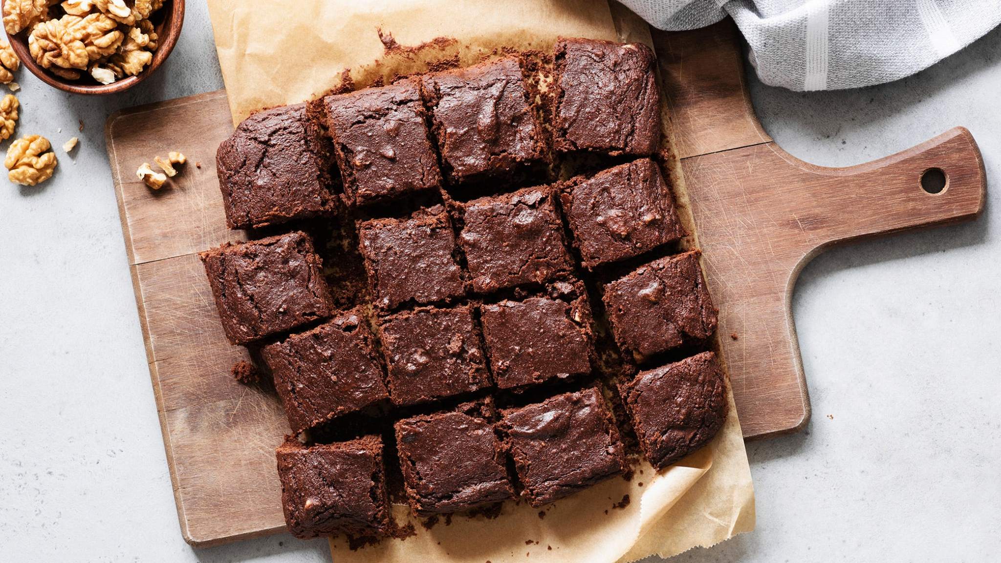 Healthy + Delicious, No-Flour Vegan Brownies