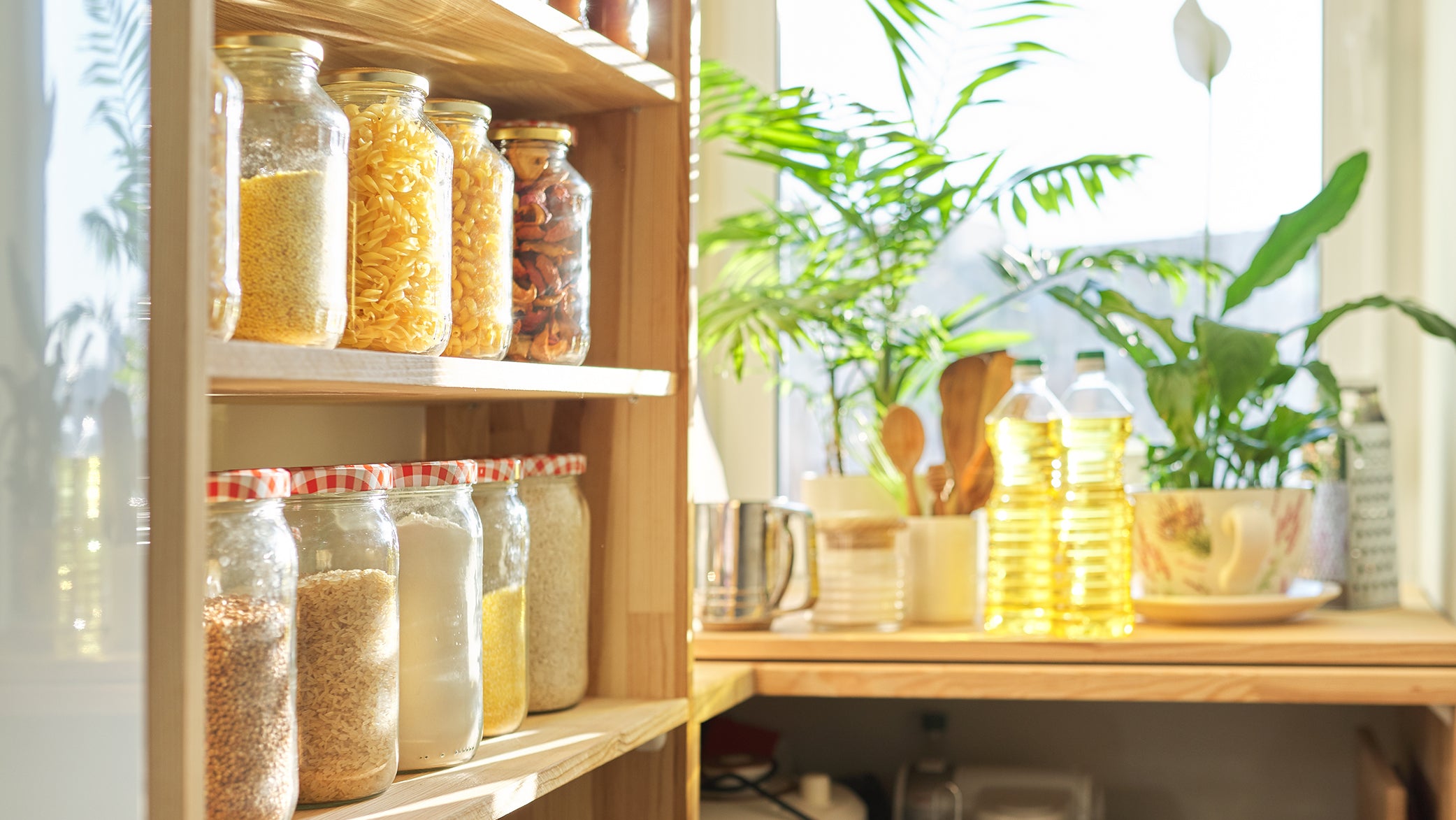 10 Must-Have Pantry Staples