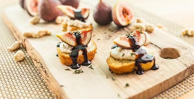 Fig & Cashew Cheese Canapé